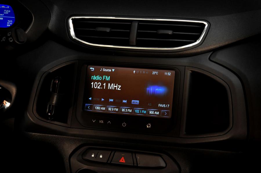  Chevrolet Onix 2012 года  (фото 21 из 113)